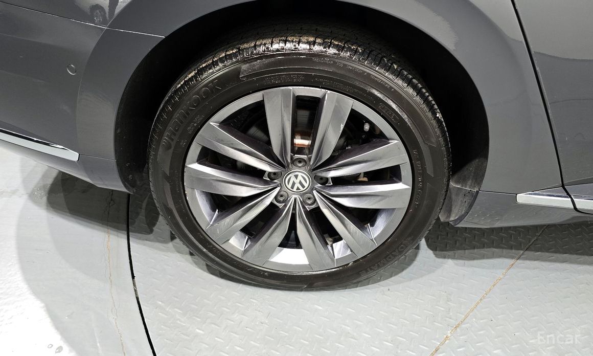 Atheon 2.0 TDI Premium 6