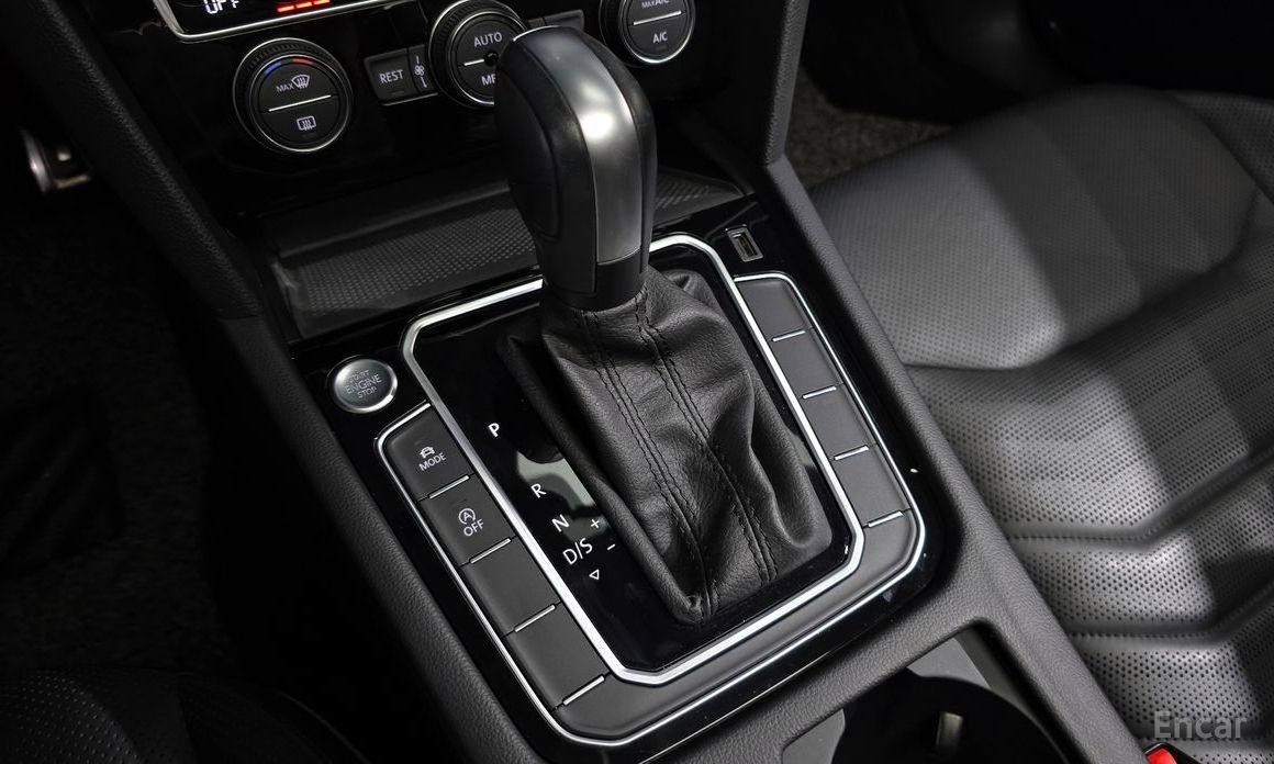Atheon 2.0 TDI Premium 10
