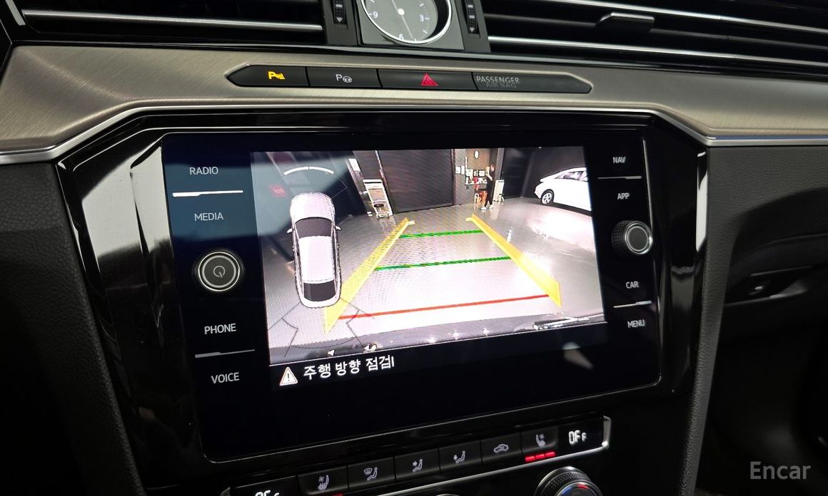 Atheon 2.0 TDI Premium 17