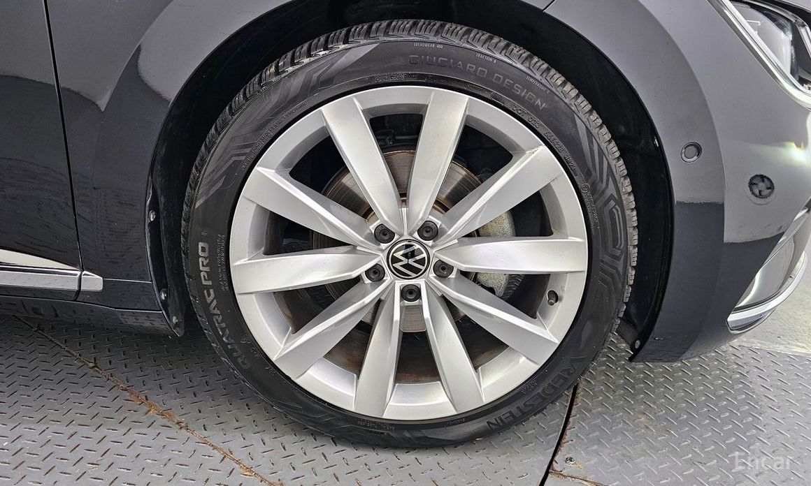 Atheon 2.0 TDI Prestige 6