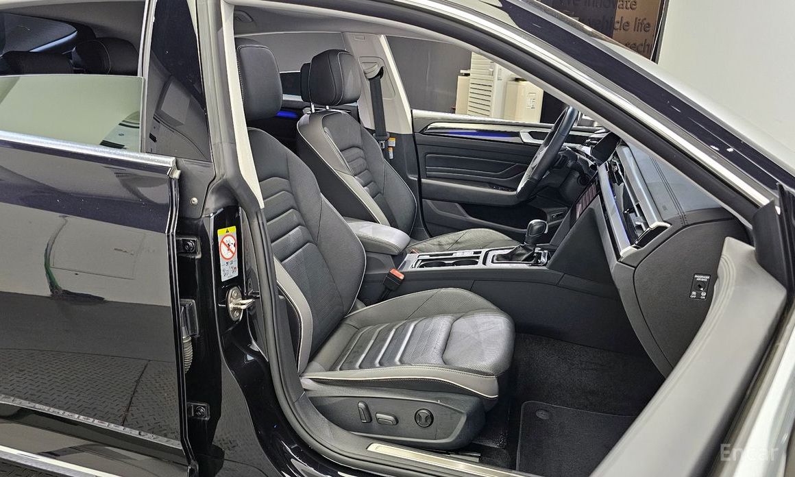 Atheon 2.0 TDI Prestige 13
