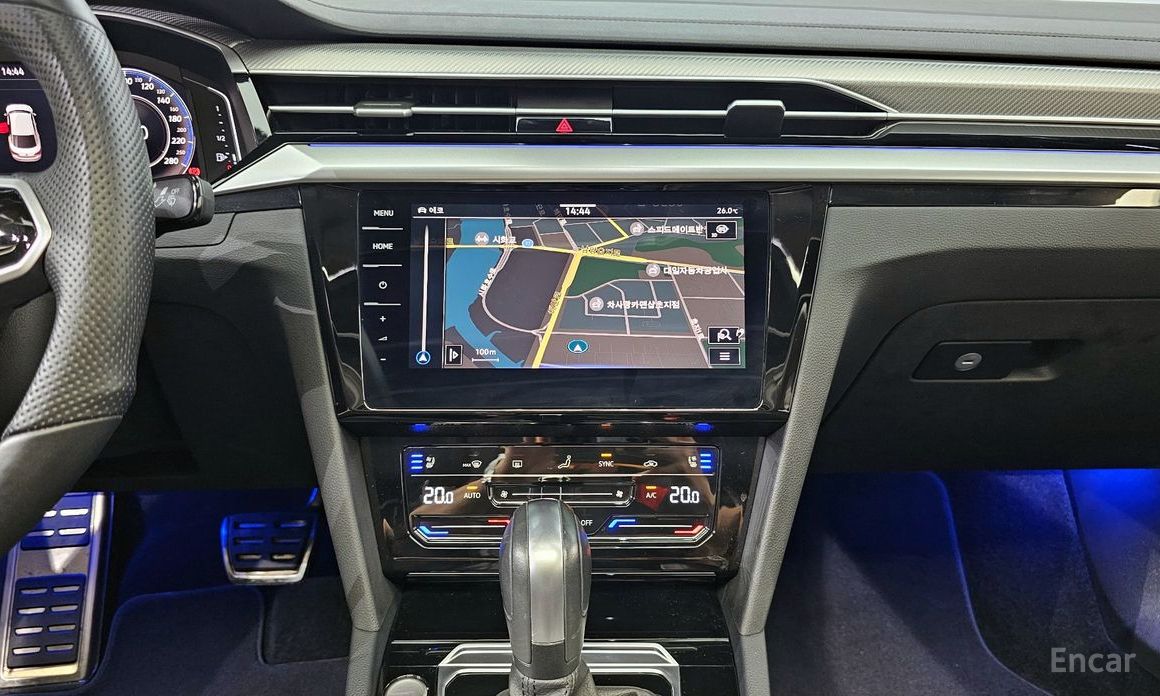 Atheon 2.0 TDI Prestige 17