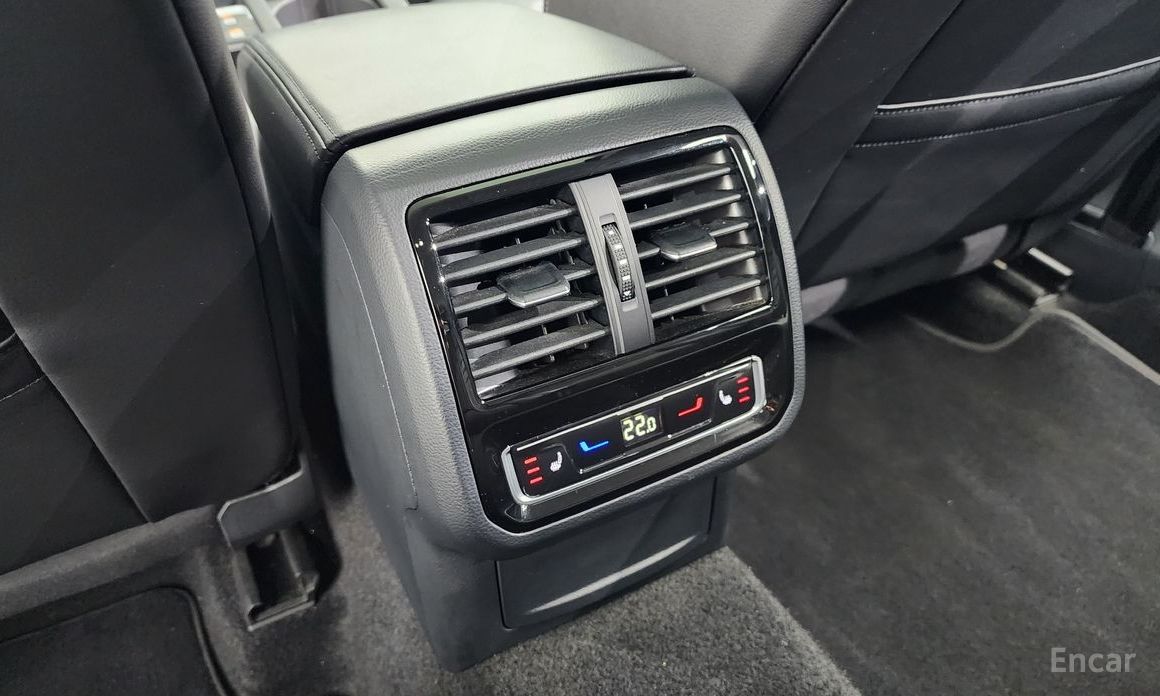 Audi Atheon 2.0 TDI Prestige №19