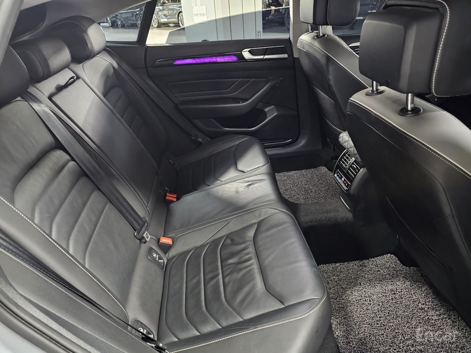 Atheon 2.0 TDI Prestige 10
