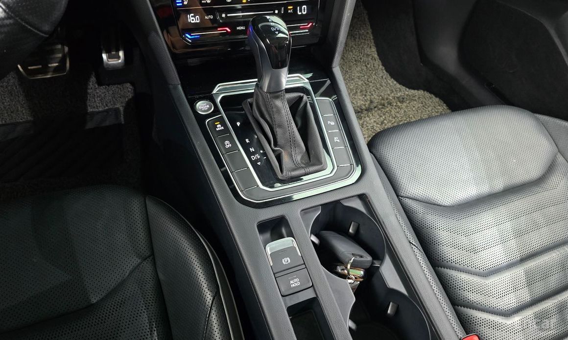 Atheon 2.0 TDI Prestige 10
