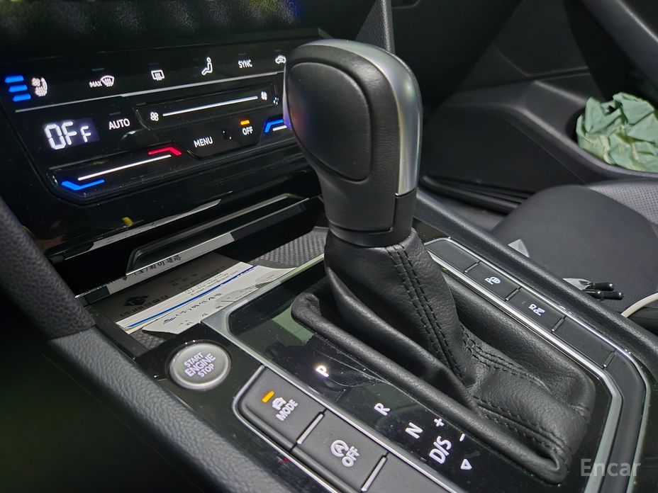 Atheon 2.0 TDI Prestige 8