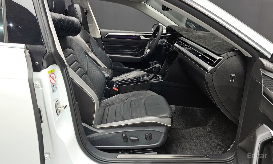 Atheon 2.0 TDI Prestige 12