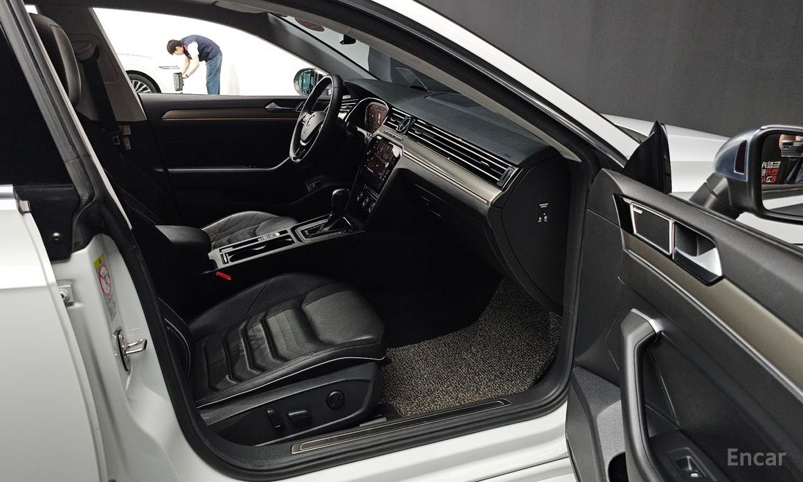 Volkswagen Atheon 2.0 TDI Prestige 4 Motion №11