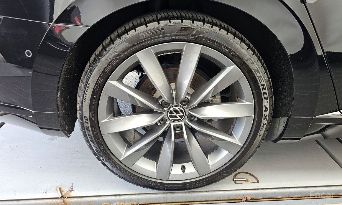 Atheon 2.0 TDI Prestige 4 Motion 6