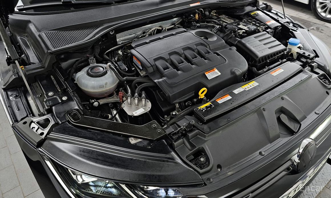 Atheon 2.0 TDI Prestige 4 Motion 7