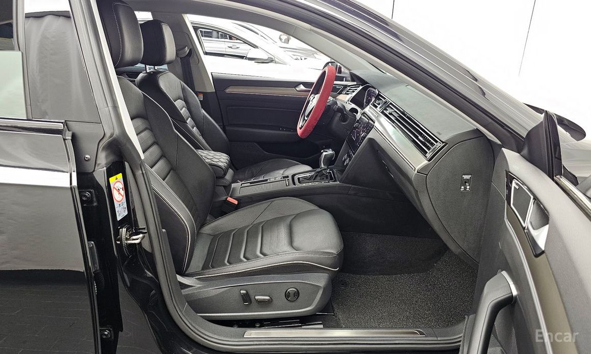 Atheon 2.0 TDI Prestige 4 Motion 12
