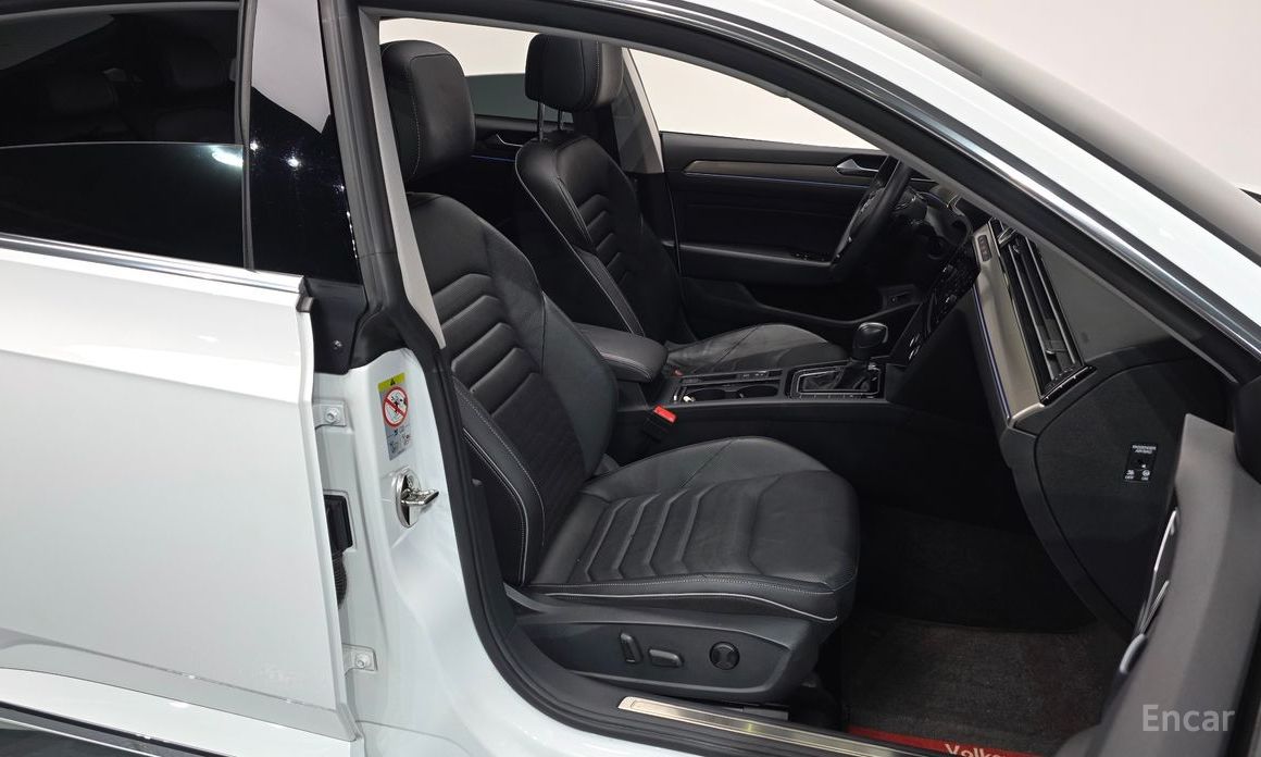 Atheon 2.0 TDI Prestige 4 Motion 10