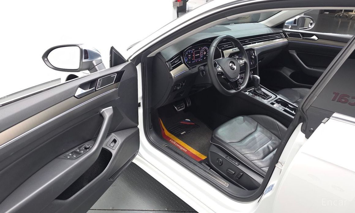 Atheon 2.0 TDI Prestige 4 Motion 11