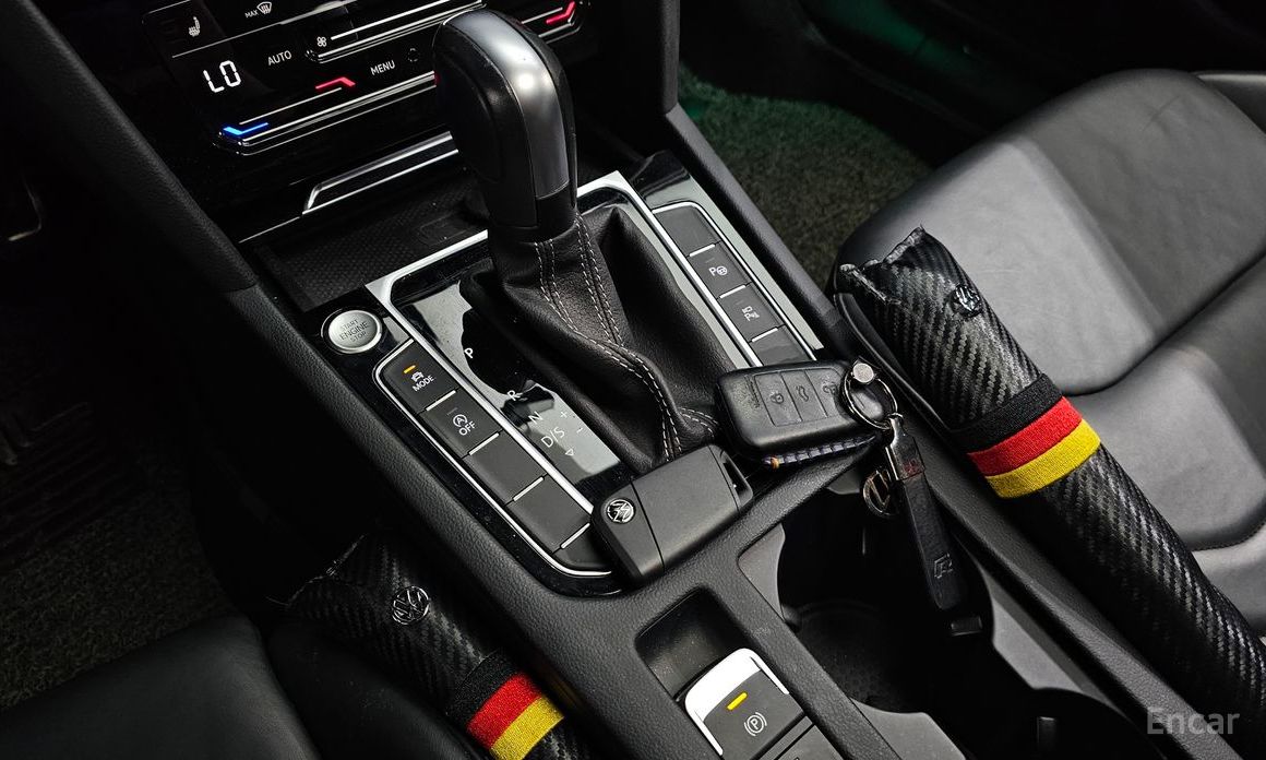 Atheon 2.0 TDI R-LINE 4 Motion 10