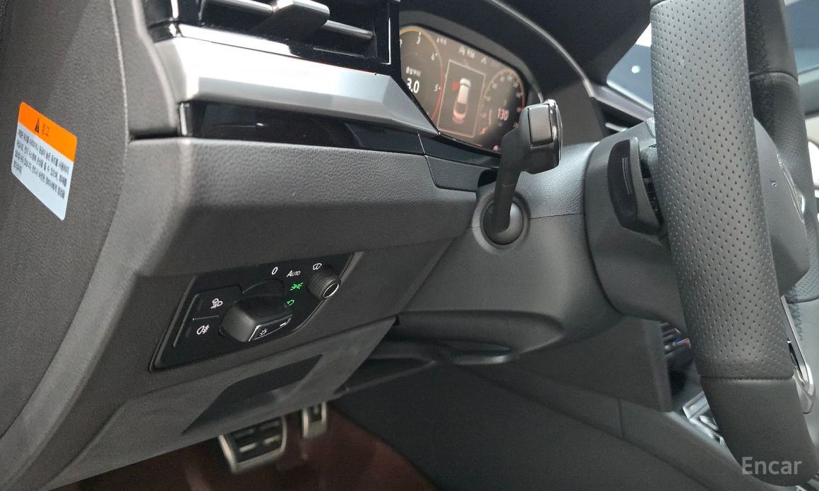 Atheon 2.0 TDI R-LINE 4 Motion 17