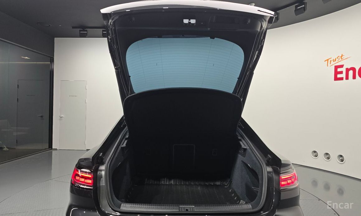 Atheon 2.0 TDI R-LINE 4 Motion 21
