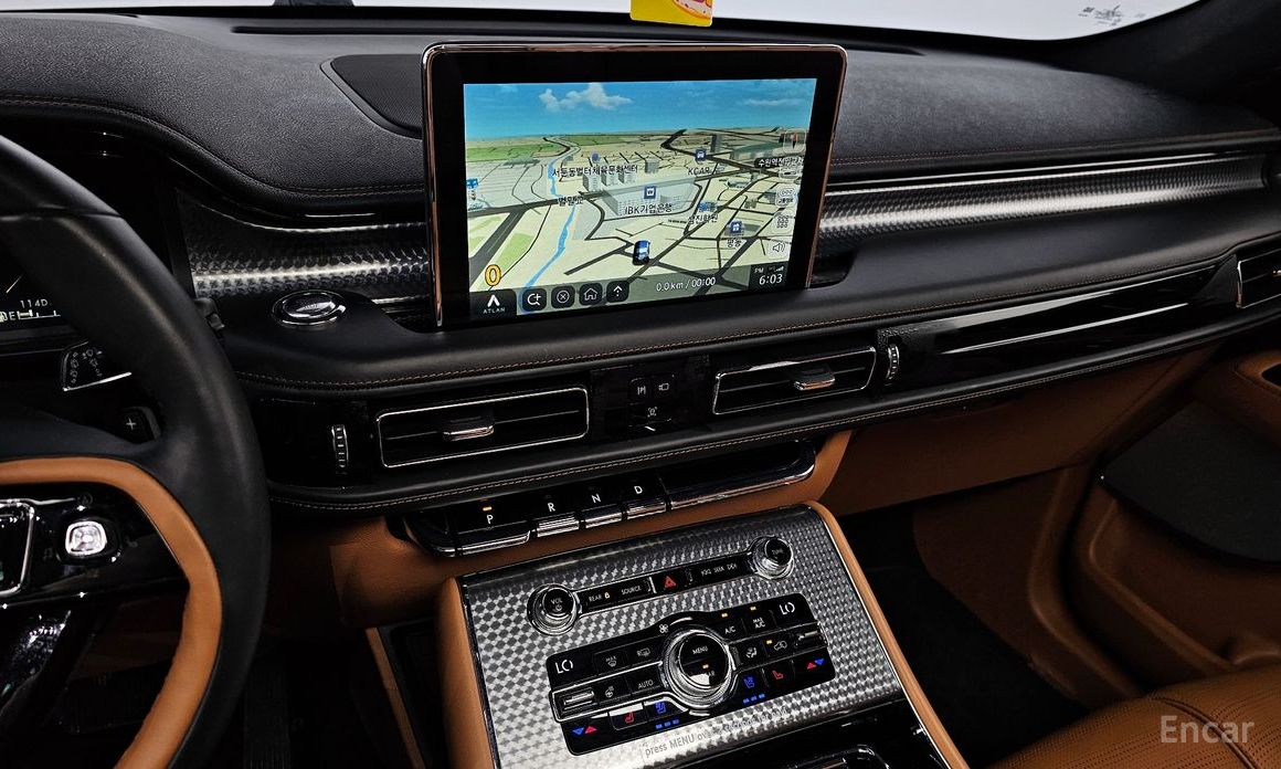 Aviator 2nd Generation 3.0 Black Label AWD 15