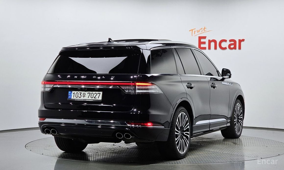 Aviator 2nd Generation 3.0 Black Label AWD 3
