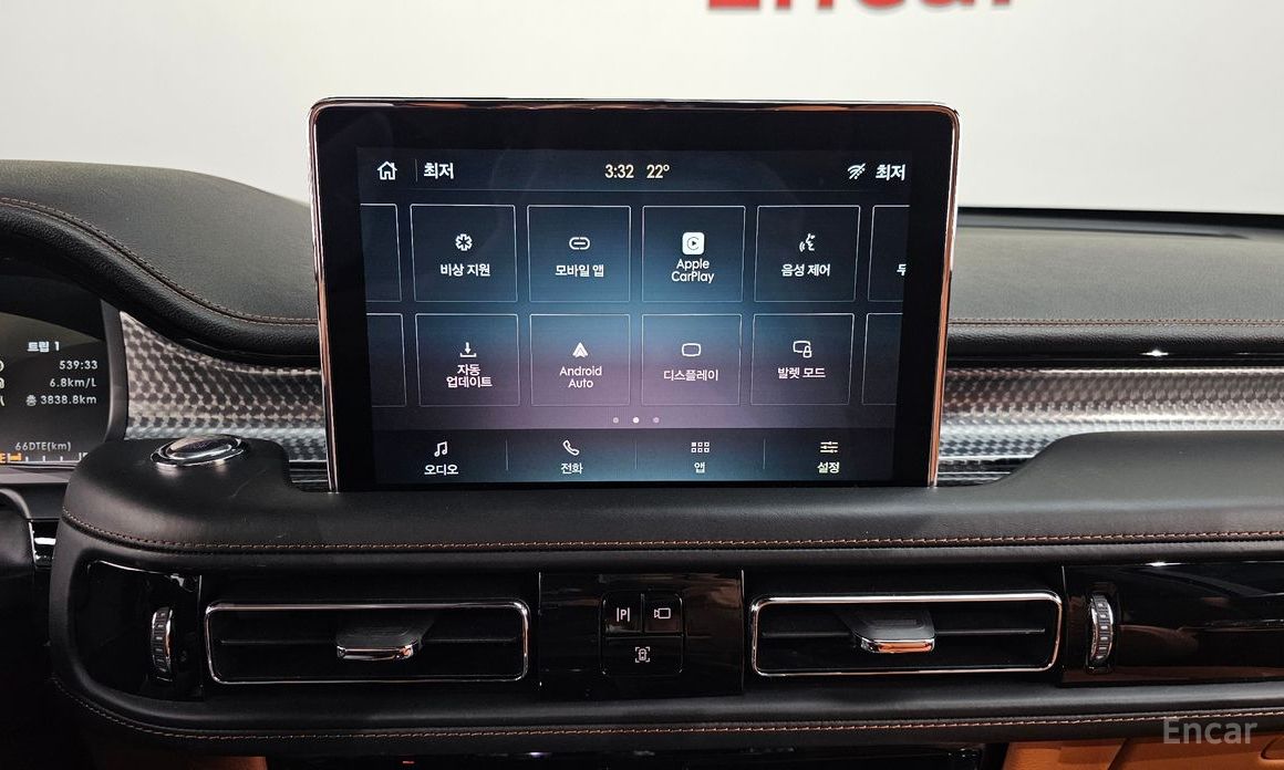 Aviator 2nd Generation 3.0 Black Label AWD 15