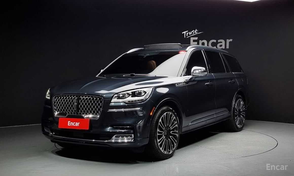 Aviator 2nd Generation 3.0 Black Label AWD 2