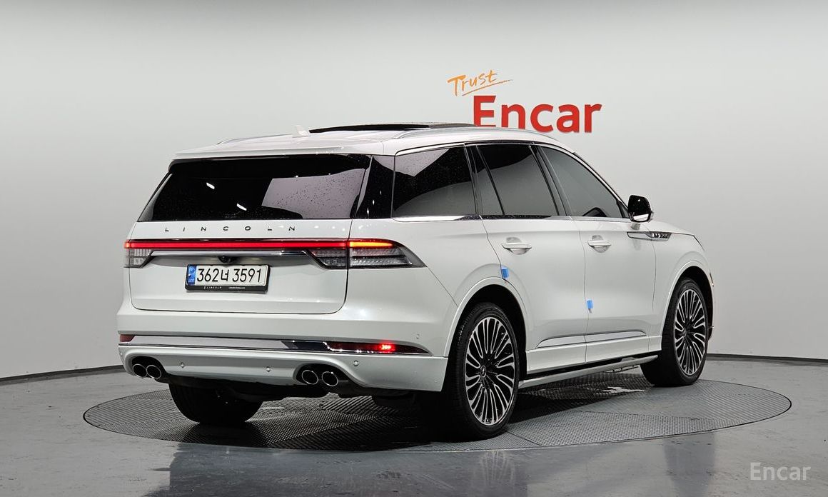 Aviator 2nd Generation 3.0 Black Label AWD 3