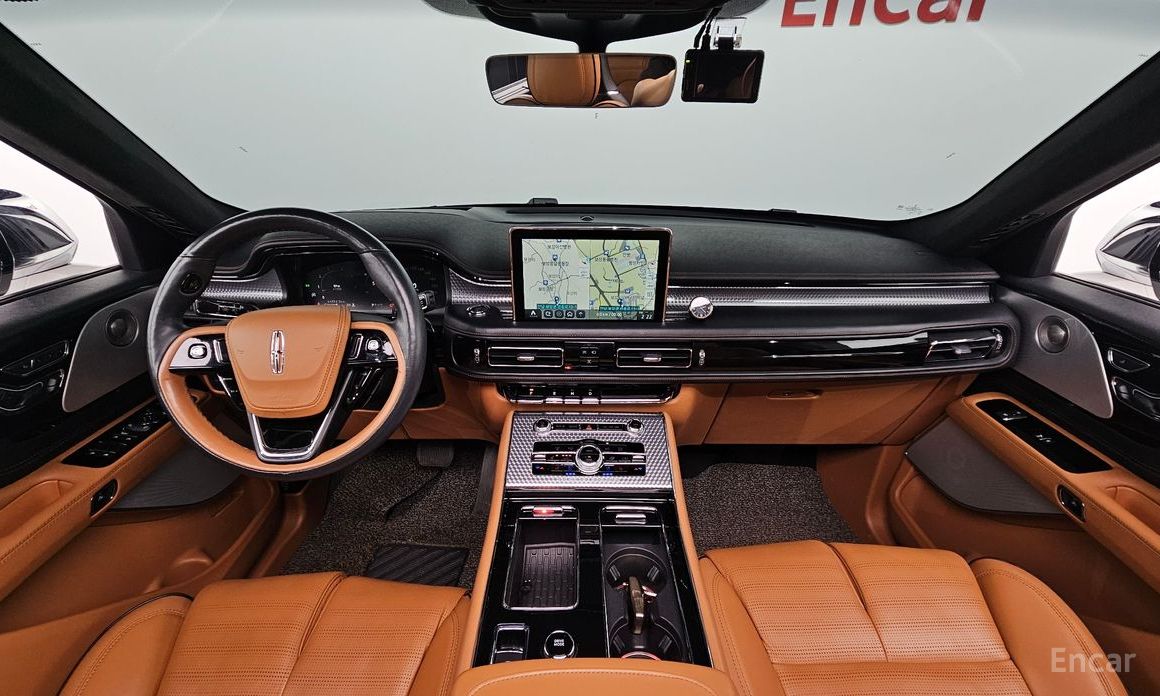 Aviator 2nd Generation 3.0 Black Label AWD 9