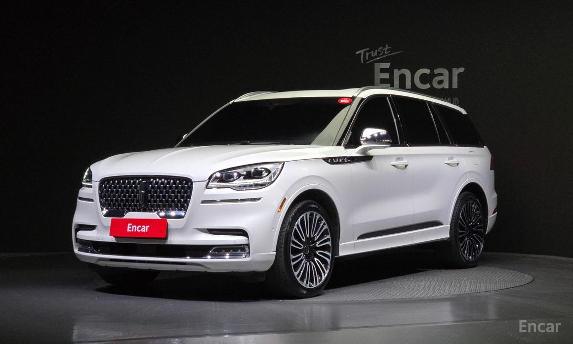 Aviator 2nd Generation 3.0 Black Label AWD 2