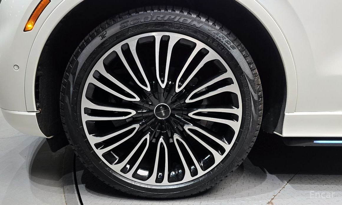 Lincoln Aviator 2nd Generation 3.0 Black Label AWD №6