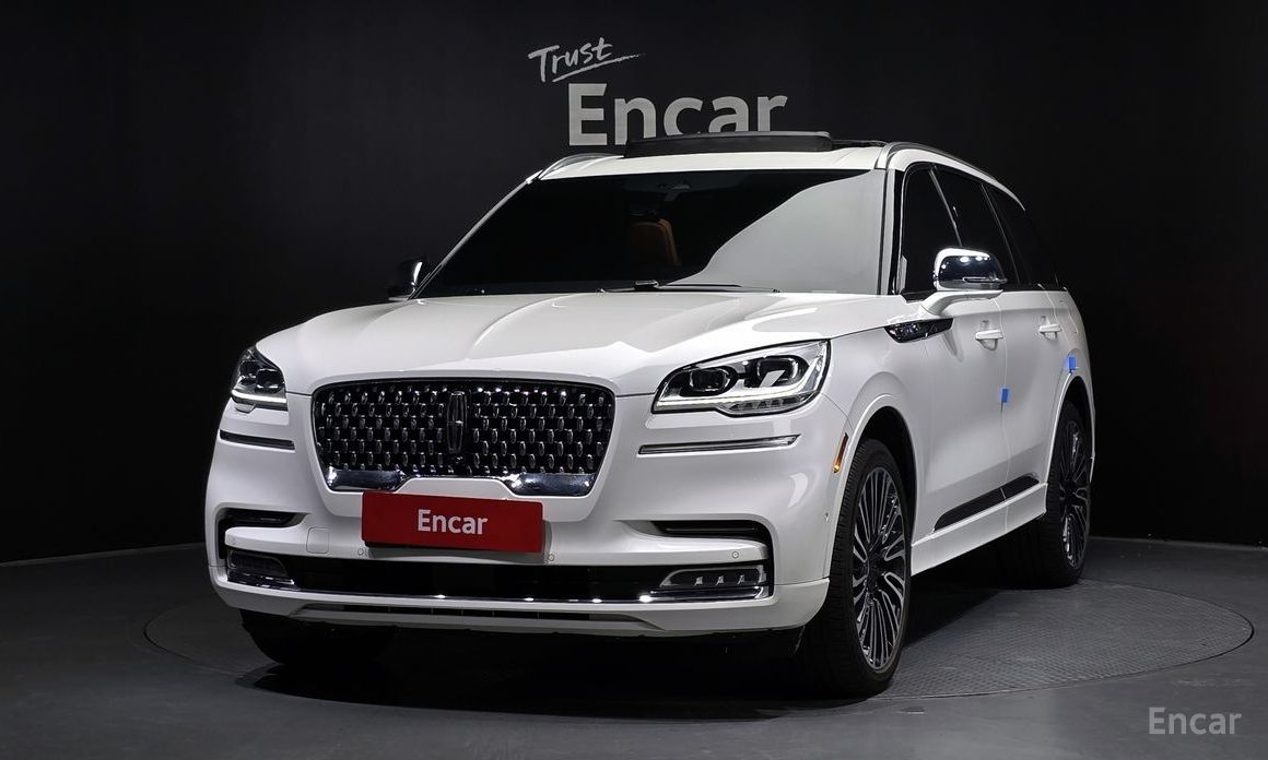 Aviator 2nd Generation 3.0 Black Label AWD 2