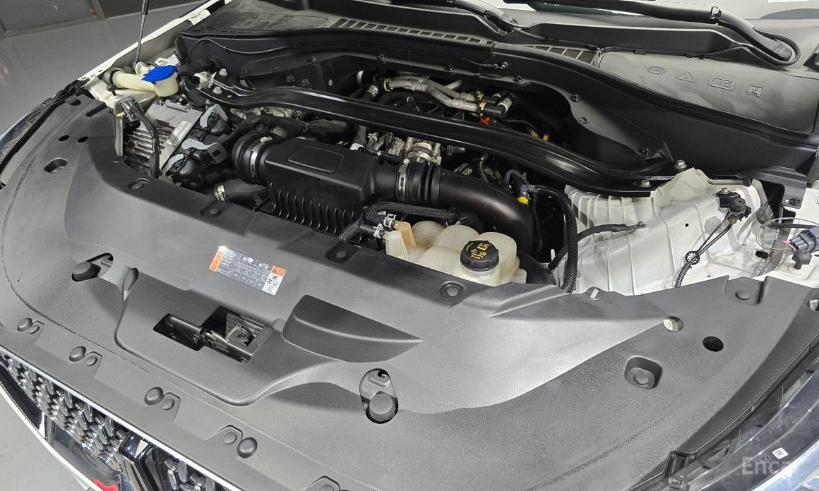 Aviator 2nd Generation 3.0 Black Label AWD 7