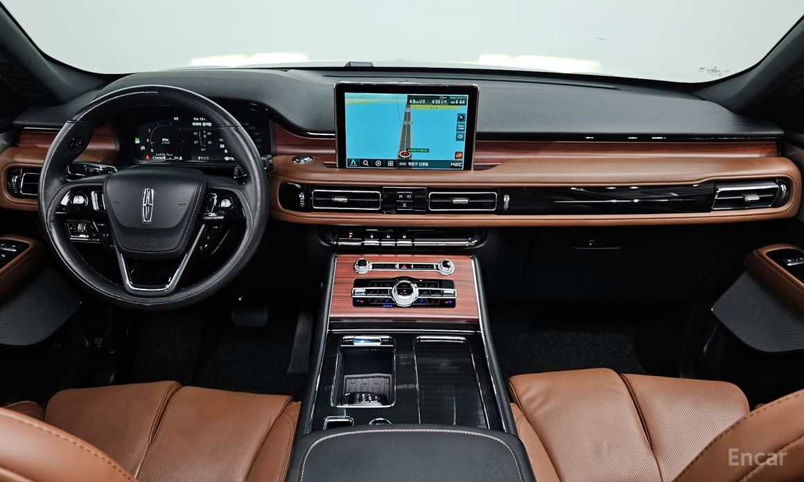 Aviator 2nd Generation 3.0 Reserve AWD 8