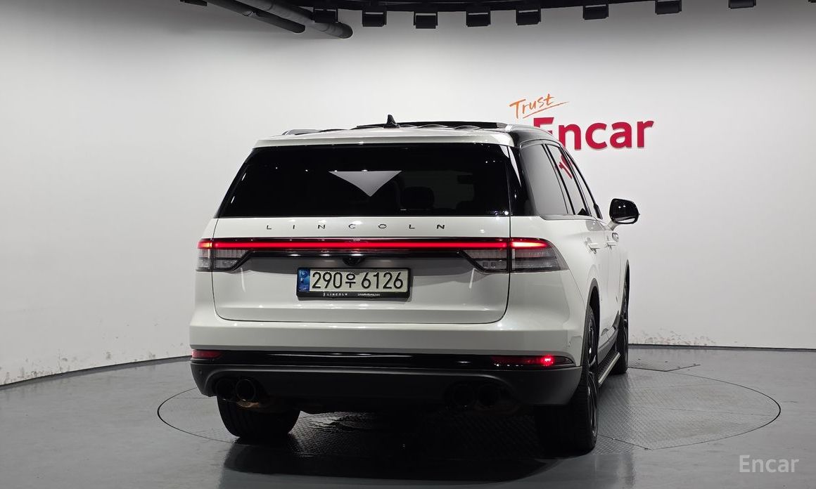 Aviator 2nd Generation 3.0 Reserve AWD 5