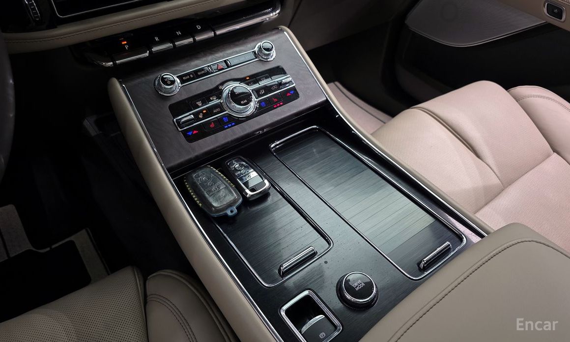 Aviator 2nd Generation 3.0 Reserve AWD 10