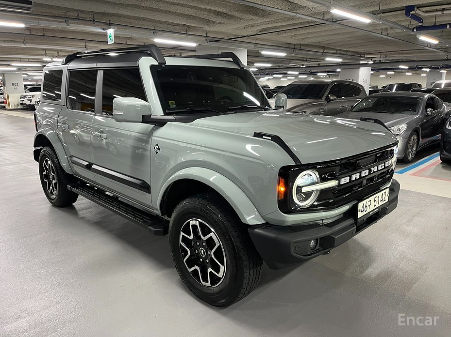 Bronco 6th Generation 2.7 Outer Banks 3