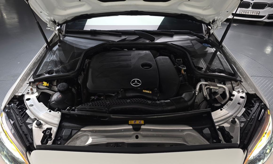 Mercedes-Benz C-Class W205C200 №6
