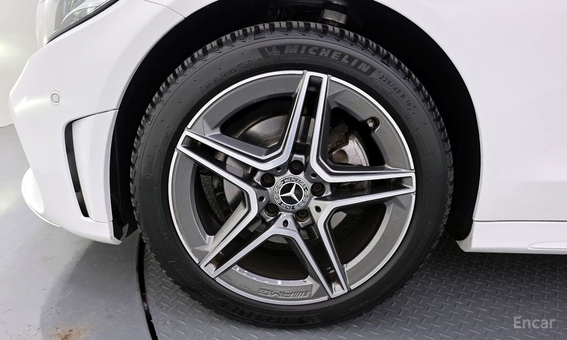 Mercedes-Benz C-Class W205C200 AMG Line №6