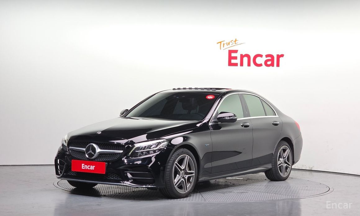Mercedes-Benz C-Class W205C300e 4MATIC AMG Line №2