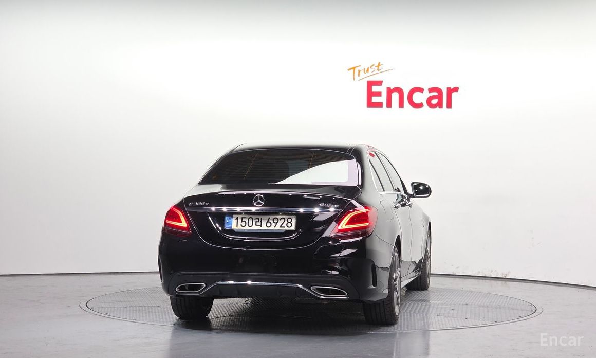Mercedes-Benz C-Class W205C300e 4MATIC AMG Line №5