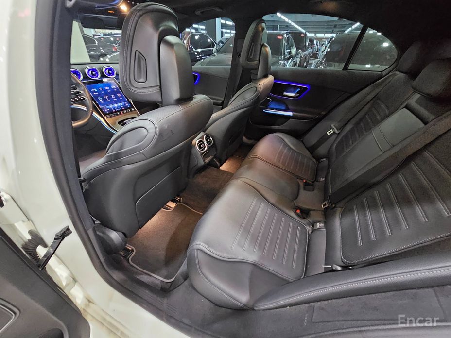 C-Class W206C300 AMG Line 12