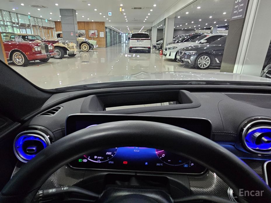C-Class W206C300 AMG Line 16