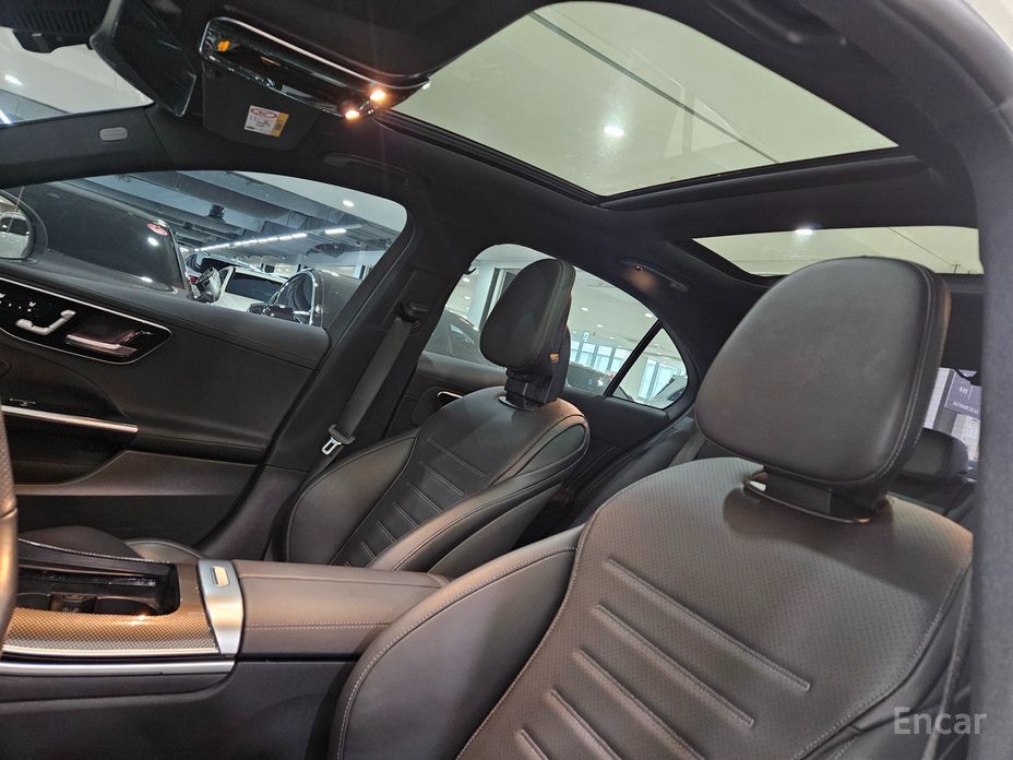 C-Class W206C300 AMG Line 18
