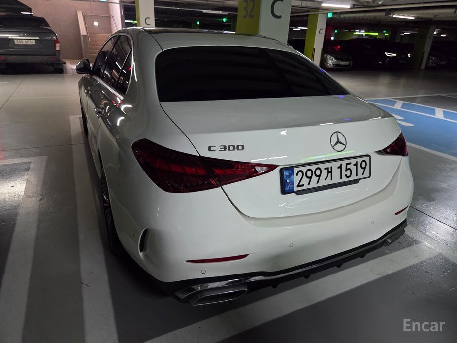 Mercedes-Benz C-Class W206C300 AMG Line №4