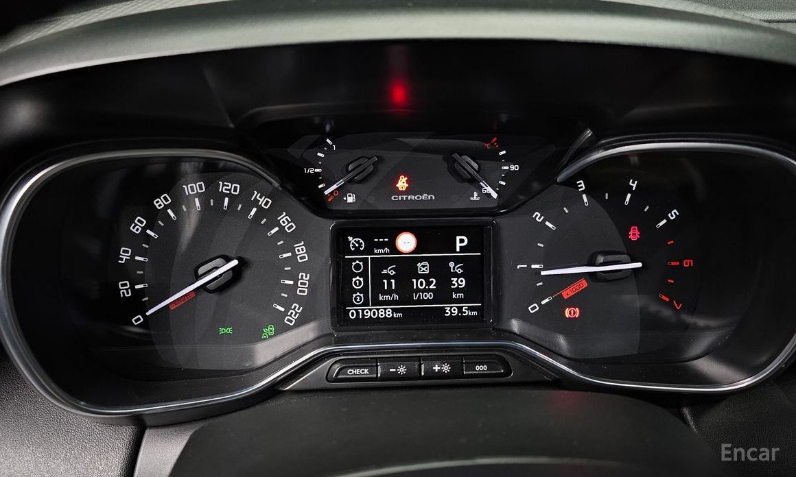 Citroën C3 Aircross 1. 5 BlueHDi Shine №9