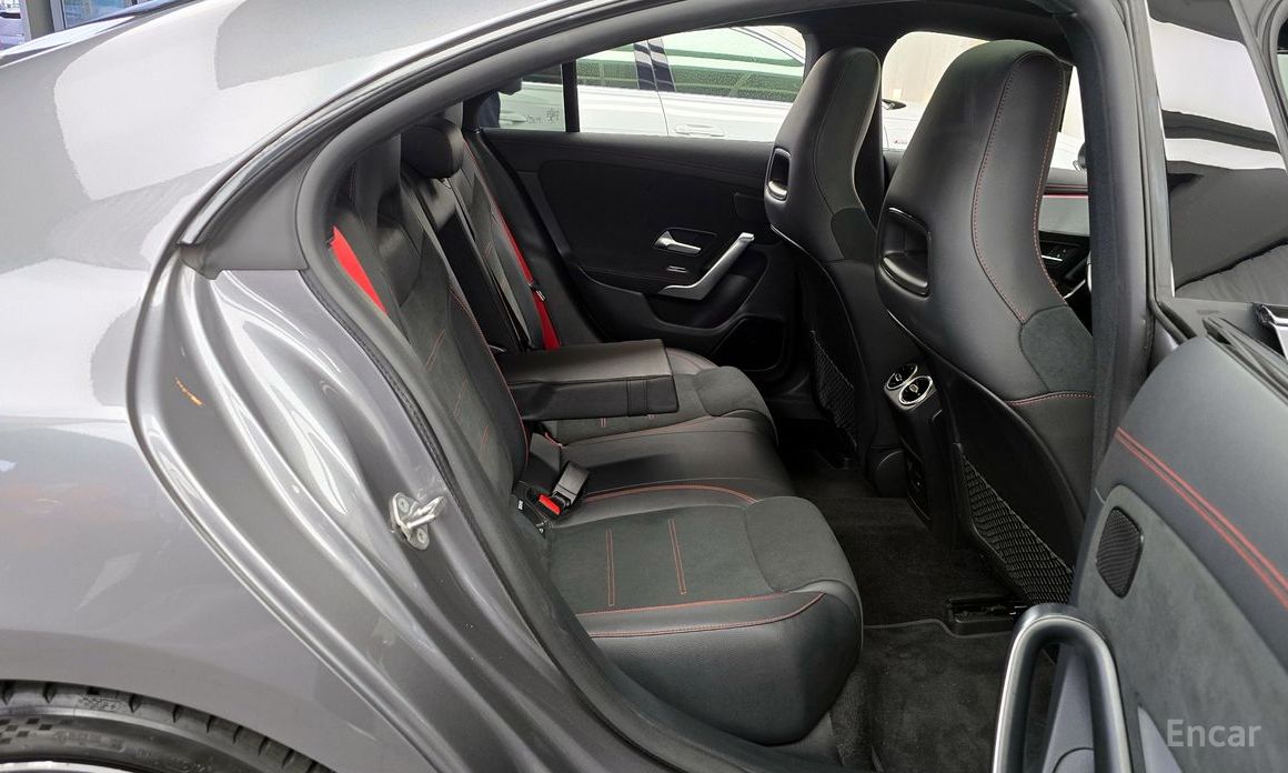 CLA-Class C118AMG CLA 45S 4MATIC+ 13