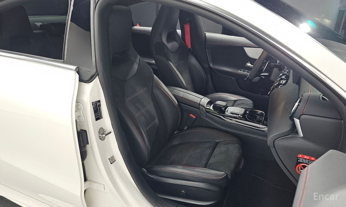 CLA-Class C118AMG CLA 45S 4MATIC+ 10