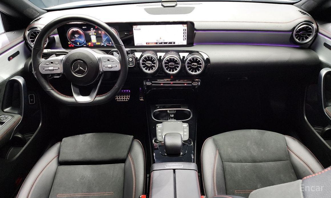CLA-Class C118CLA250 4MATIC 8