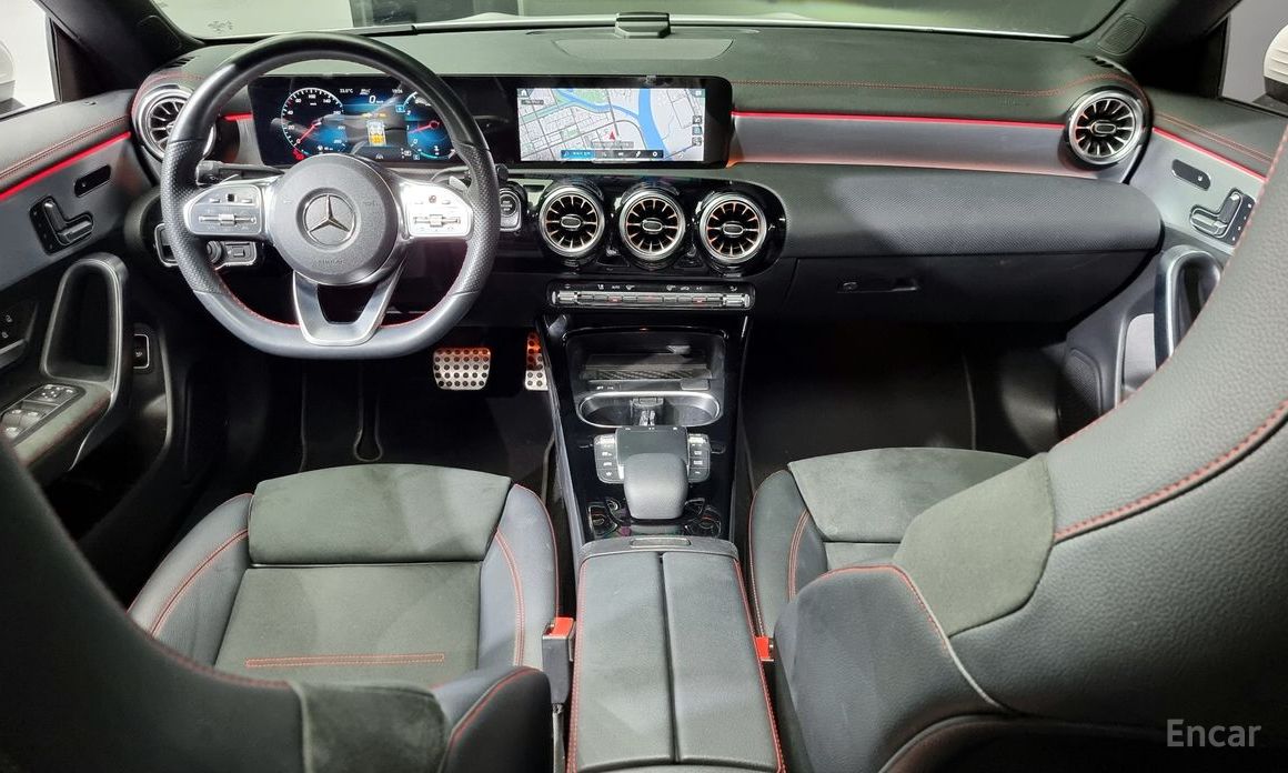 CLA-Class C118CLA250 4MATIC 8