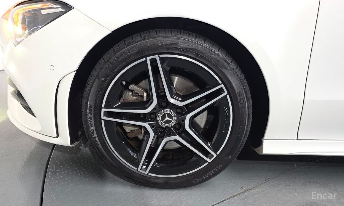 CLA-Class C118CLA250 4MATIC 5