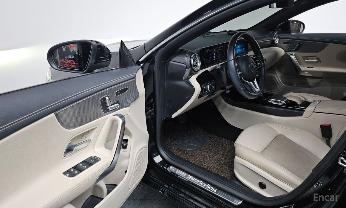 CLA-Class C118CLA250 4MATIC 11