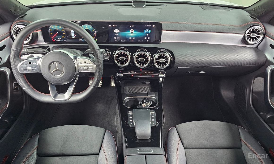 CLA-Class C118CLA250 4MATIC 8